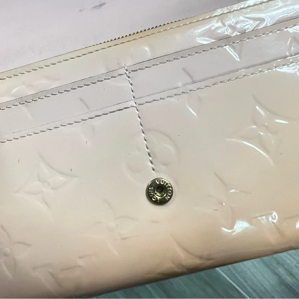 Louis Vuitton Monogram Vernis Portefeuille Sarah Long Wallet Rose Pink Authentic